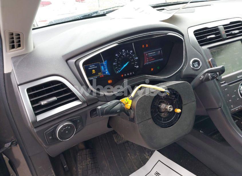 Photo 12 of 2013 Ford Fusion HYBRID TITANIUM (VIN 3FA6P0RU5DR289612)