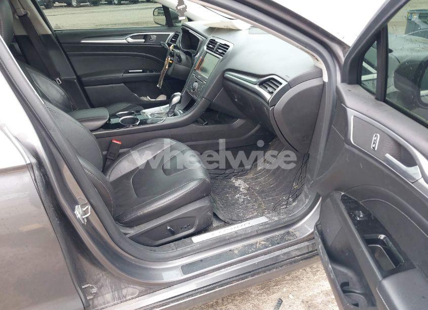 Photo 5 of 2013 Ford Fusion HYBRID TITANIUM (VIN 3FA6P0RU5DR289612)