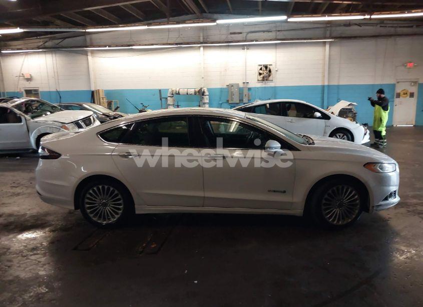Photo 13 of 2013 Ford Fusion HYBRID TITANIUM (VIN 3FA6P0RU5DR294793)