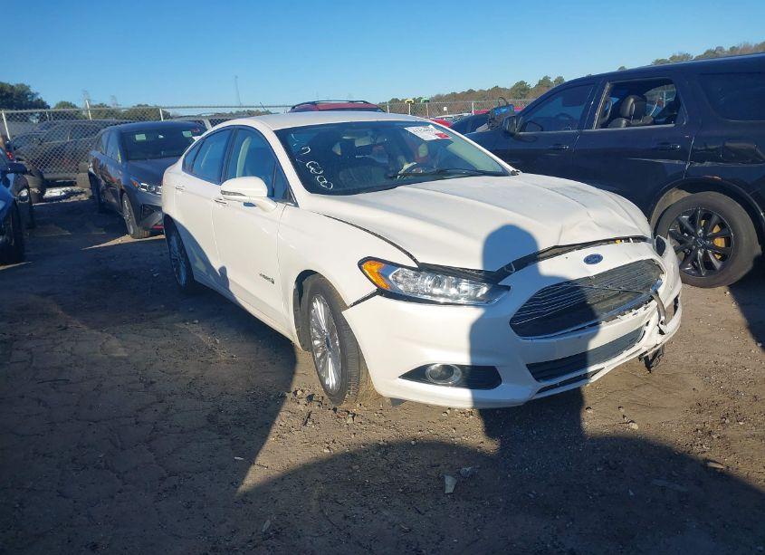 2014 Ford Fusion HYBRID TITANIUM (VIN 3FA6P0RU5ER261388) main photo