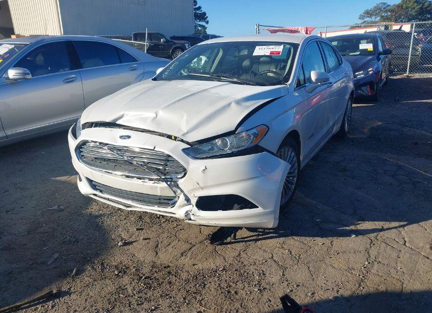 Photo 2 of 2014 Ford Fusion HYBRID TITANIUM (VIN 3FA6P0RU5ER261388)