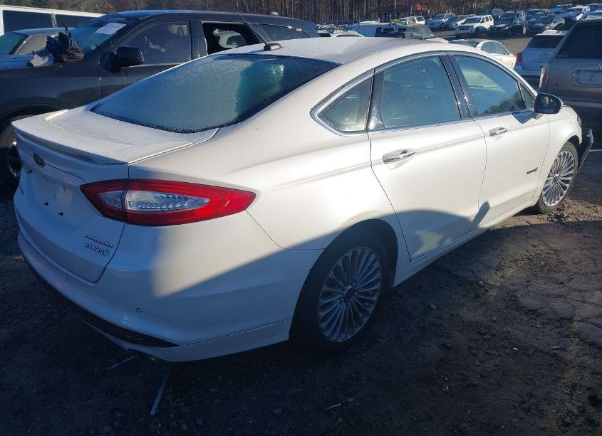 Photo 4 of 2014 Ford Fusion HYBRID TITANIUM (VIN 3FA6P0RU5ER261388)
