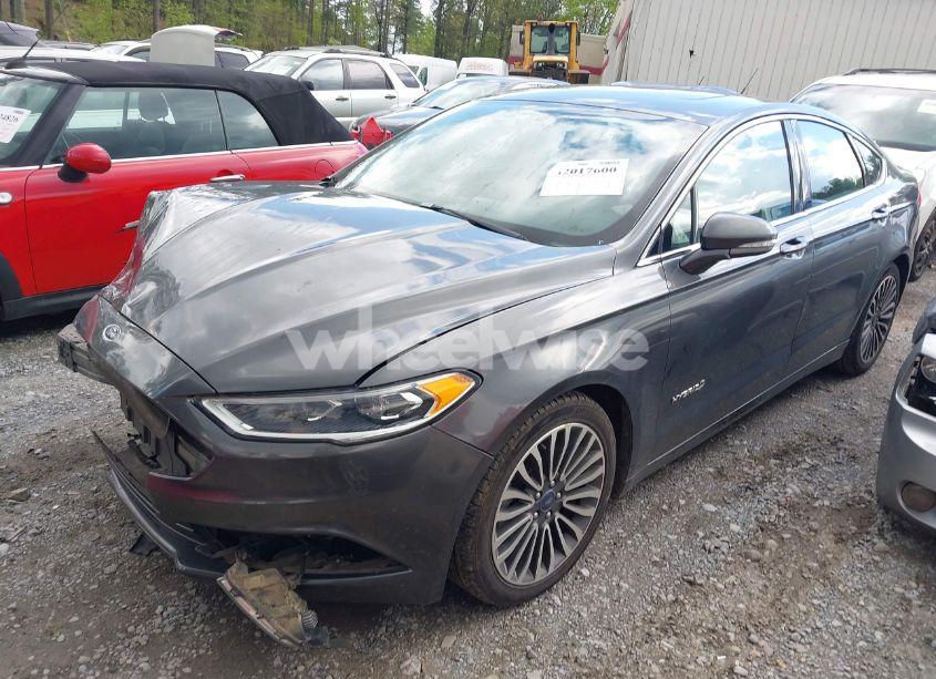 Photo 2 of 2017 Ford Fusion HYBRID TITANIUM (VIN 3FA6P0RU5HR301716)