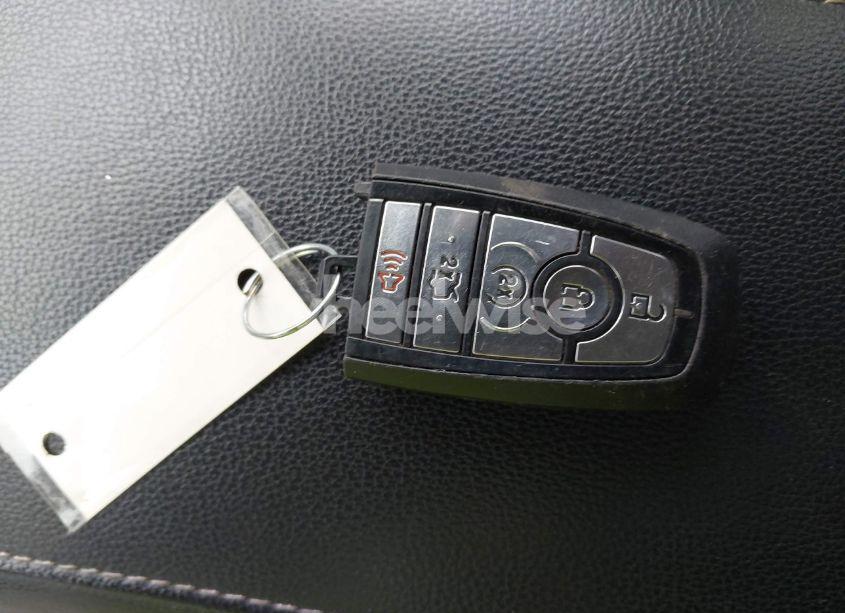 Photo 11 of 2018 Ford Fusion HYBRID TITANIUM (VIN 3FA6P0RU5JR120119)