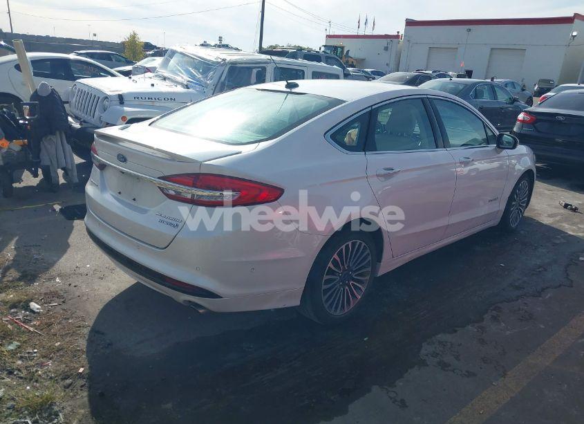 Photo 4 of 2018 Ford Fusion HYBRID PLATINUM (VIN 3FA6P0RU5JR274491)
