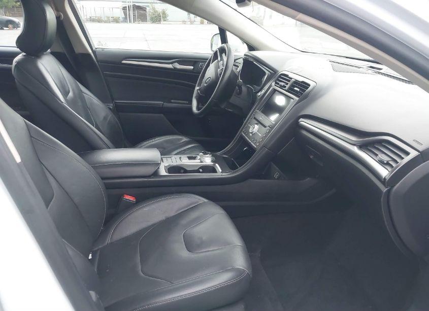 Photo 5 of 2019 Ford Fusion HYBRID TITANIUM (VIN 3FA6P0RU5KR138041)