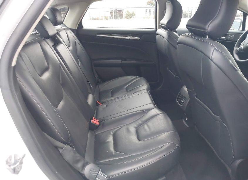 Photo 8 of 2019 Ford Fusion HYBRID TITANIUM (VIN 3FA6P0RU5KR138041)