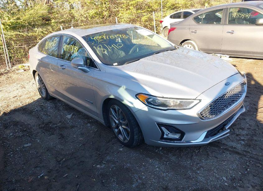 2019 Ford Fusion HYBRID TITANIUM (VIN 3FA6P0RU5KR181410) main photo