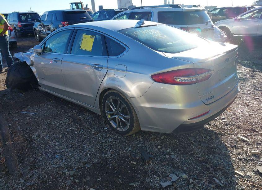 Photo 3 of 2019 Ford Fusion HYBRID TITANIUM (VIN 3FA6P0RU5KR181410)