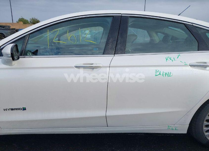 Photo 14 of 2014 Ford Fusion HYBRID TITANIUM (VIN 3FA6P0RU6ER158304)