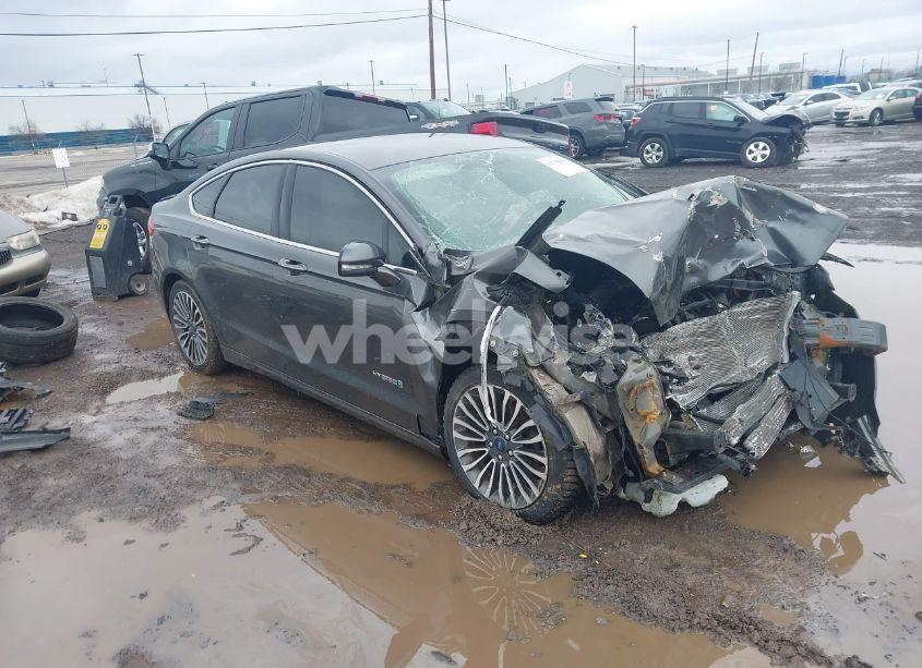2017 Ford Fusion HYBRID TITANIUM (VIN 3FA6P0RU6HR279726) main photo