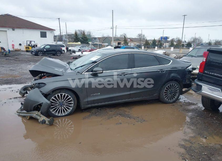 Photo 14 of 2017 Ford Fusion HYBRID TITANIUM (VIN 3FA6P0RU6HR279726)