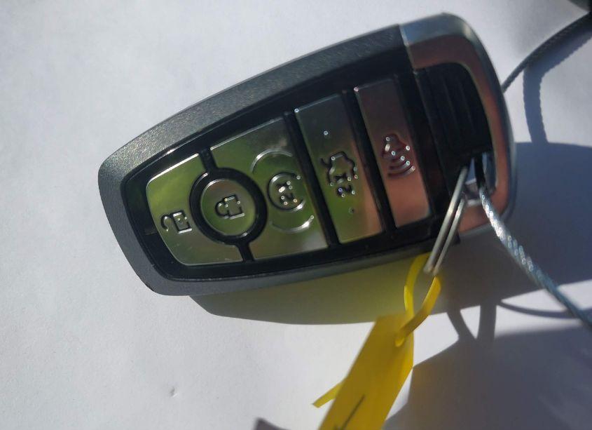 Photo 11 of 2018 Ford Fusion HYBRID TITANIUM (VIN 3FA6P0RU6JR162878)