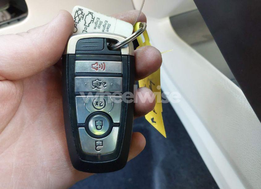 Photo 11 of 2018 Ford Fusion HYBRID PLATINUM (VIN 3FA6P0RU6JR183763)