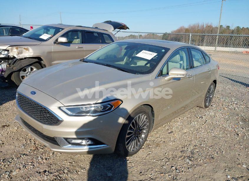 Photo 2 of 2018 Ford Fusion HYBRID PLATINUM (VIN 3FA6P0RU6JR183763)