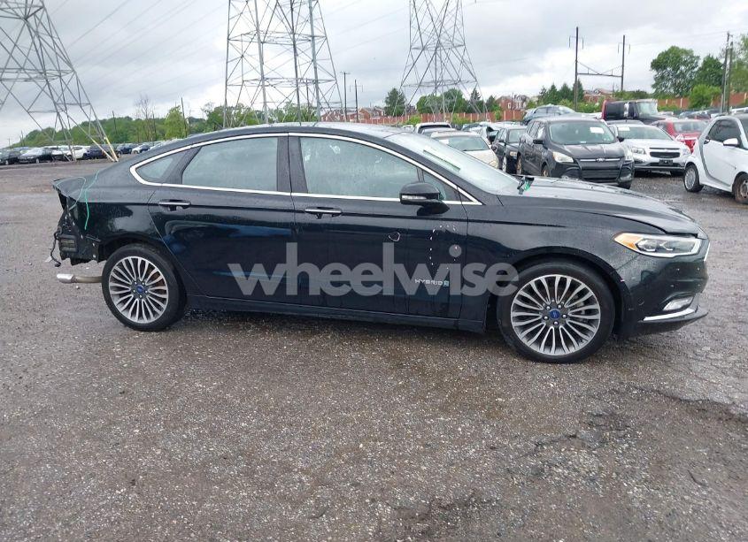 Photo 14 of 2018 Ford Fusion HYBRID TITANIUM (VIN 3FA6P0RU6JR205714)