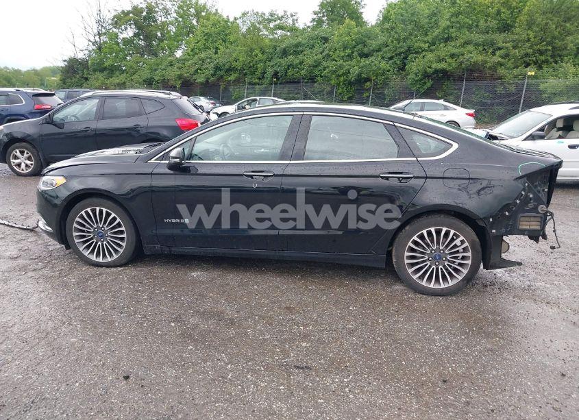 Photo 15 of 2018 Ford Fusion HYBRID TITANIUM (VIN 3FA6P0RU6JR205714)