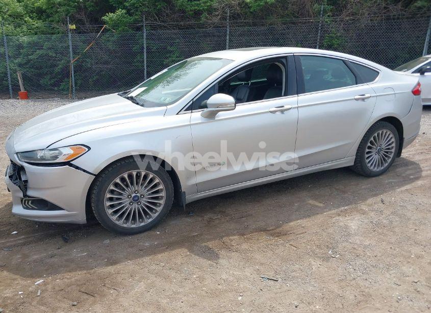 Photo 2 of 2013 Ford Fusion HYBRID TITANIUM (VIN 3FA6P0RU7DR281902)