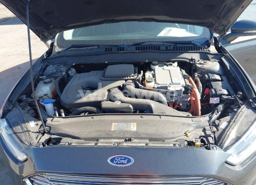Photo 10 of 2015 Ford Fusion HYBRID TITANIUM (VIN 3FA6P0RU7FR278551)