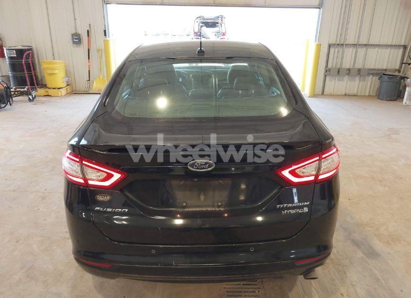 Photo 17 of 2016 Ford Fusion HYBRID TITANIUM (VIN 3FA6P0RU7GR127307)