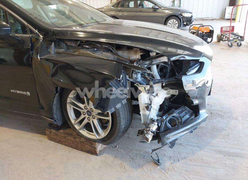 Photo 6 of 2016 Ford Fusion HYBRID TITANIUM (VIN 3FA6P0RU7GR127307)