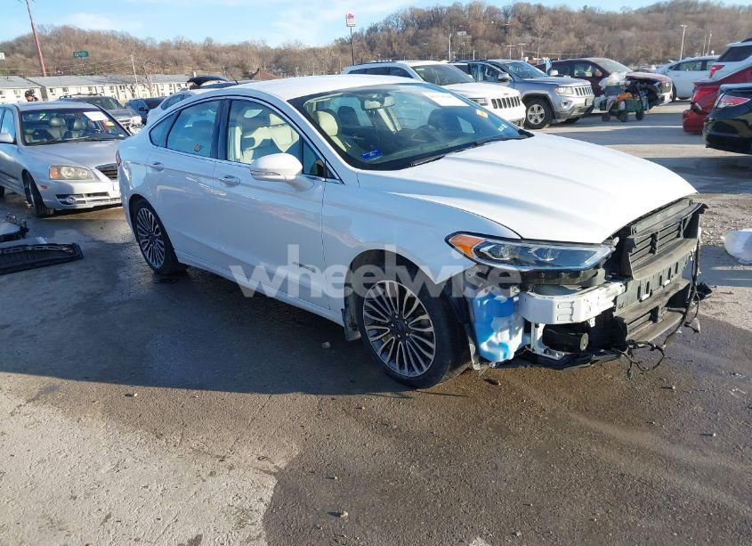 2017 Ford Fusion HYBRID TITANIUM (VIN 3FA6P0RU7HR383528) main photo