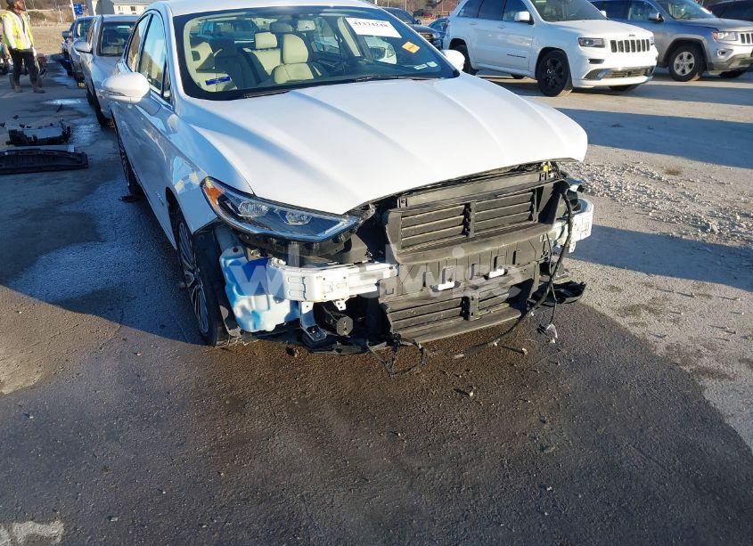 Photo 17 of 2017 Ford Fusion HYBRID TITANIUM (VIN 3FA6P0RU7HR383528)