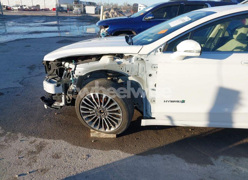 Photo 18 of 2017 Ford Fusion HYBRID TITANIUM (VIN 3FA6P0RU7HR383528)