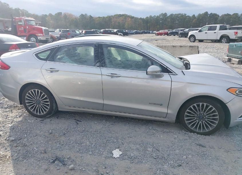 Photo 13 of 2018 Ford Fusion HYBRID TITANIUM (VIN 3FA6P0RU7JR247311)