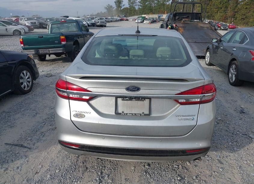 Photo 16 of 2018 Ford Fusion HYBRID TITANIUM (VIN 3FA6P0RU7JR247311)