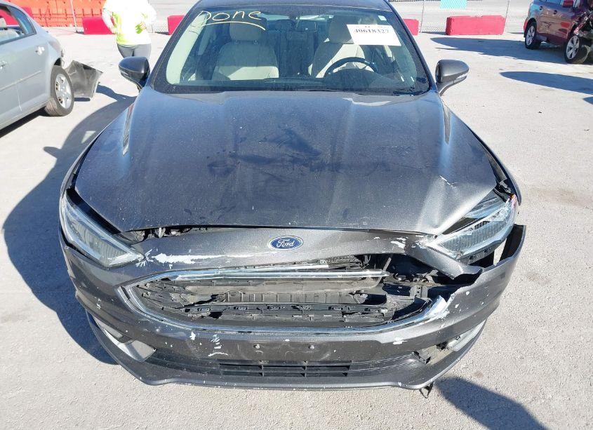 Photo 12 of 2018 Ford Fusion HYBRID TITANIUM (VIN 3FA6P0RU7JR269342)