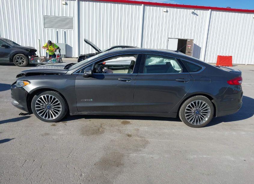 Photo 14 of 2018 Ford Fusion HYBRID TITANIUM (VIN 3FA6P0RU7JR269342)