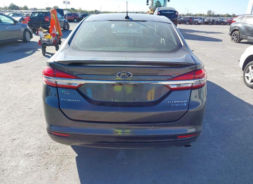 Photo 16 of 2018 Ford Fusion HYBRID TITANIUM (VIN 3FA6P0RU7JR269342)
