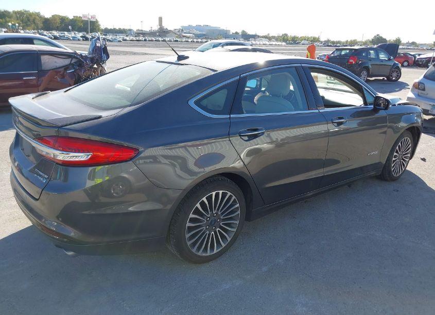 Photo 4 of 2018 Ford Fusion HYBRID TITANIUM (VIN 3FA6P0RU7JR269342)