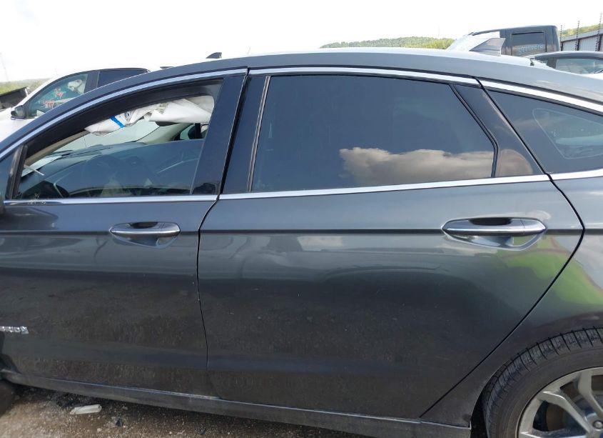 Photo 13 of 2019 Ford Fusion HYBRID TITANIUM (VIN 3FA6P0RU7KR273683)