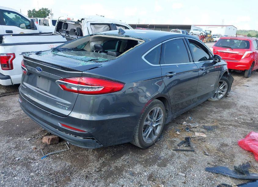 Photo 4 of 2019 Ford Fusion HYBRID TITANIUM (VIN 3FA6P0RU7KR273683)