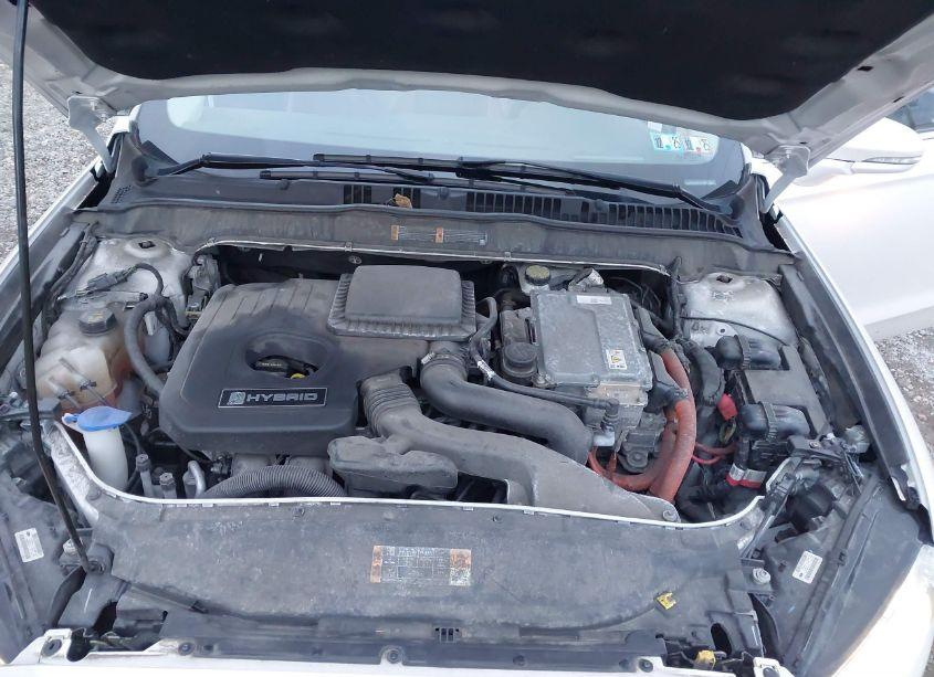 Photo 10 of 2014 Ford Fusion HYBRID TITANIUM (VIN 3FA6P0RU8ER127099)