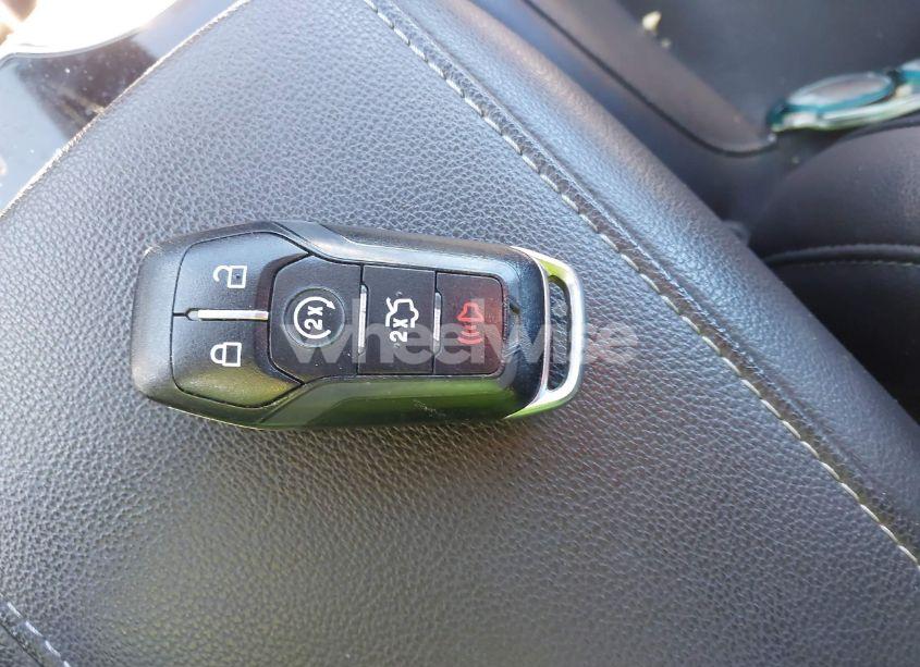 Photo 11 of 2015 Ford Fusion HYBRID TITANIUM (VIN 3FA6P0RU8FR124365)