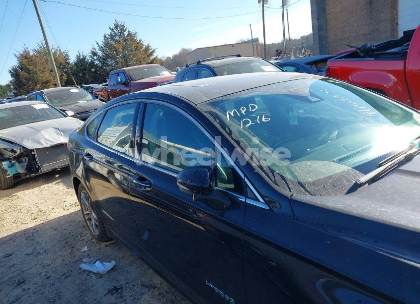 Photo 13 of 2015 Ford Fusion HYBRID TITANIUM (VIN 3FA6P0RU8FR124365)