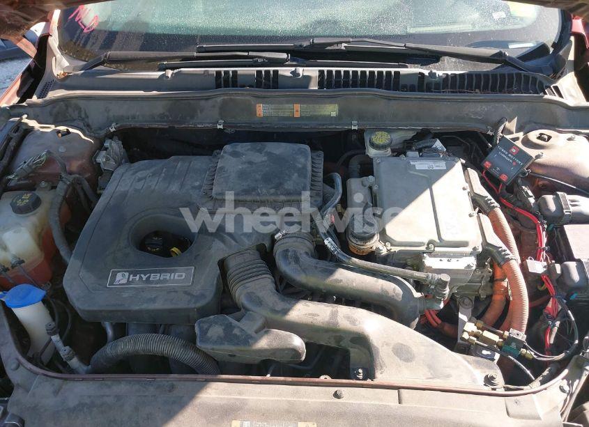 Photo 10 of 2016 Ford Fusion HYBRID TITANIUM (VIN 3FA6P0RU8GR127140)