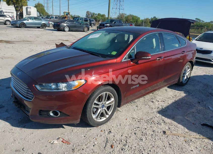 Photo 2 of 2016 Ford Fusion HYBRID TITANIUM (VIN 3FA6P0RU8GR127140)