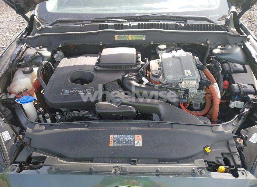 Photo 10 of 2016 Ford Fusion HYBRID TITANIUM (VIN 3FA6P0RU8GR171770)