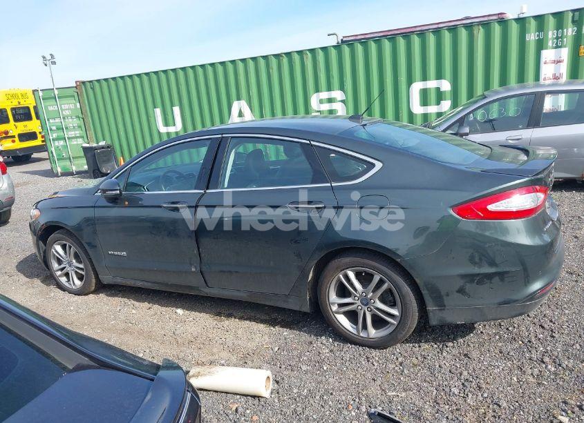 Photo 14 of 2016 Ford Fusion HYBRID TITANIUM (VIN 3FA6P0RU8GR171770)