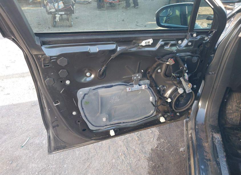 Photo 6 of 2017 Ford Fusion HYBRID TITANIUM (VIN 3FA6P0RU8HR279954)