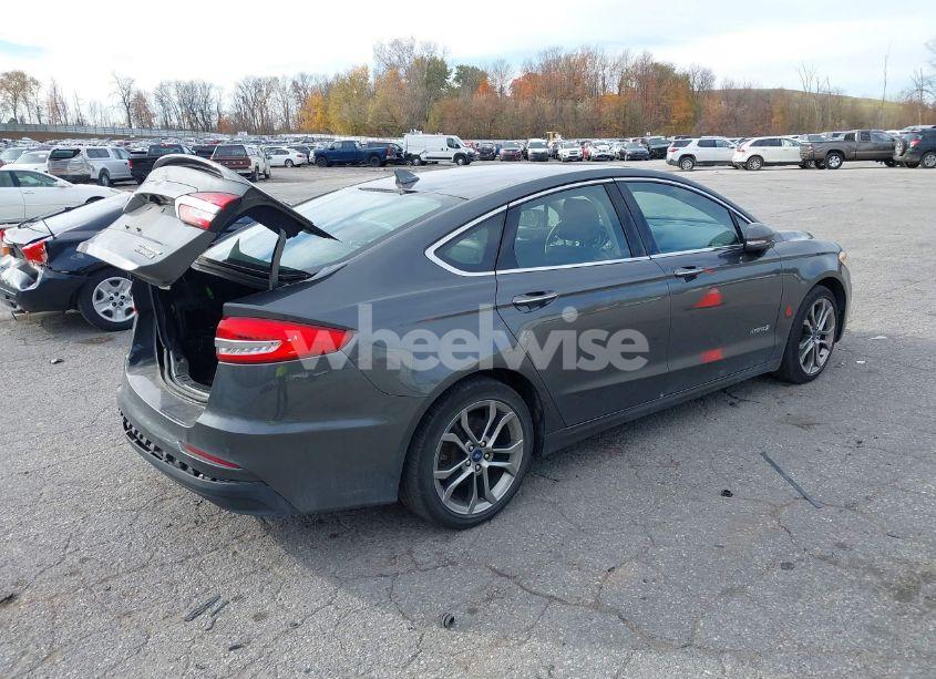 Photo 4 of 2019 Ford Fusion HYBRID TITANIUM (VIN 3FA6P0RU8KR188304)
