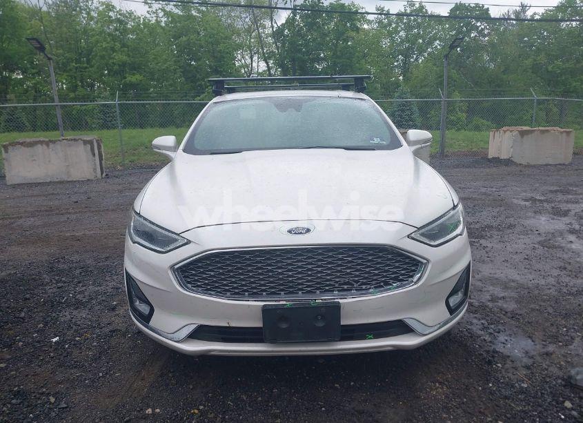 Photo 12 of 2019 Ford Fusion HYBRID TITANIUM (VIN 3FA6P0RU8KR208230)