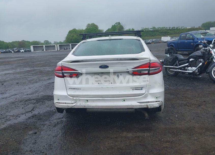 Photo 6 of 2019 Ford Fusion HYBRID TITANIUM (VIN 3FA6P0RU8KR208230)