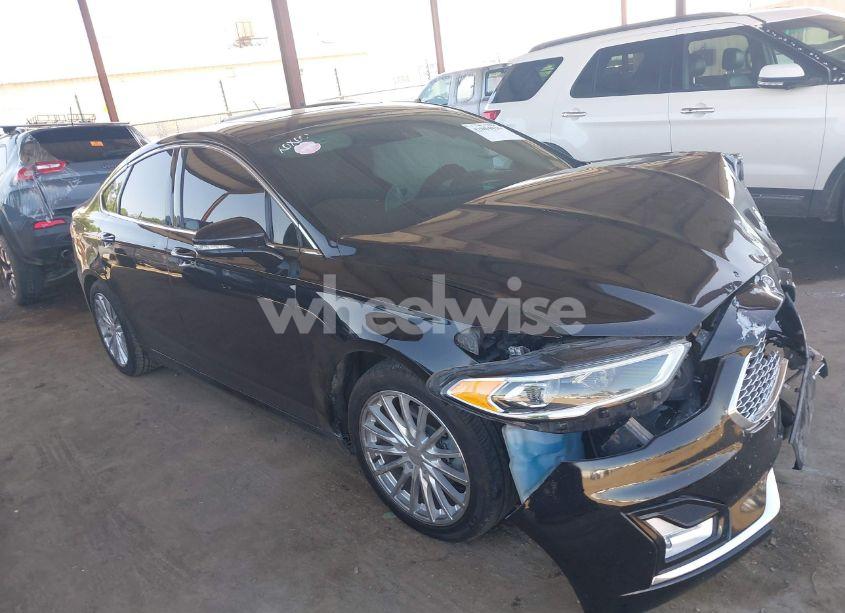 2020 Ford Fusion HYBRID TITANIUM (VIN 3FA6P0RU8LR141324) main photo