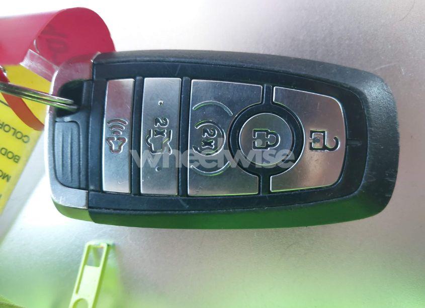 Photo 11 of 2020 Ford Fusion HYBRID TITANIUM (VIN 3FA6P0RU8LR141324)