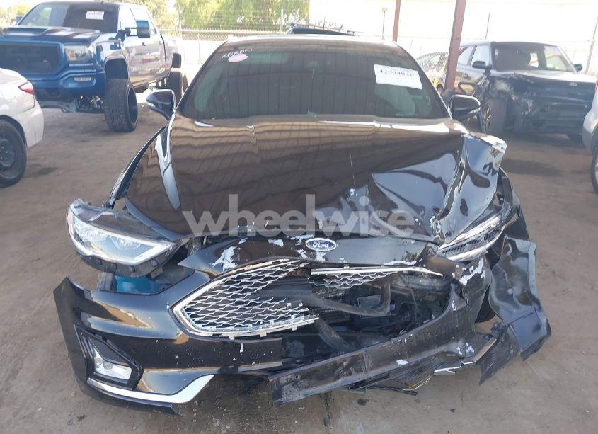 Photo 12 of 2020 Ford Fusion HYBRID TITANIUM (VIN 3FA6P0RU8LR141324)